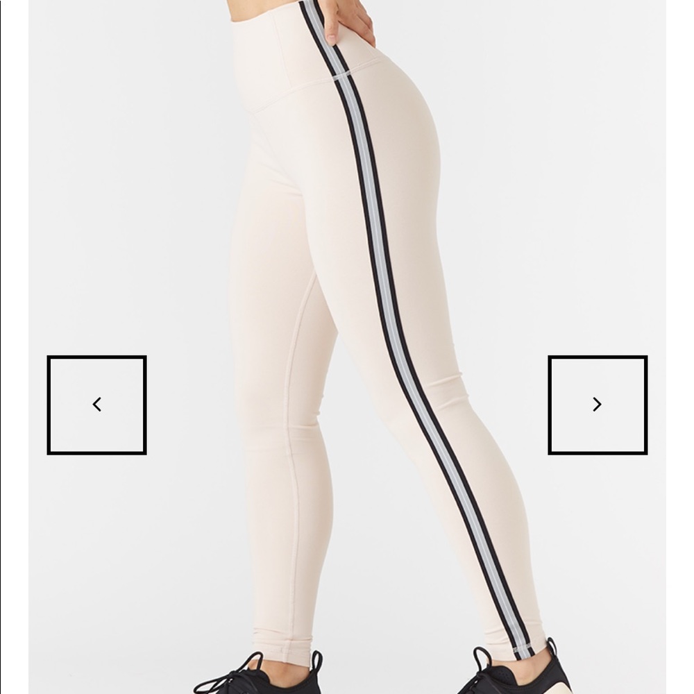 REVOLUTION LEGGING: ROSEWATER